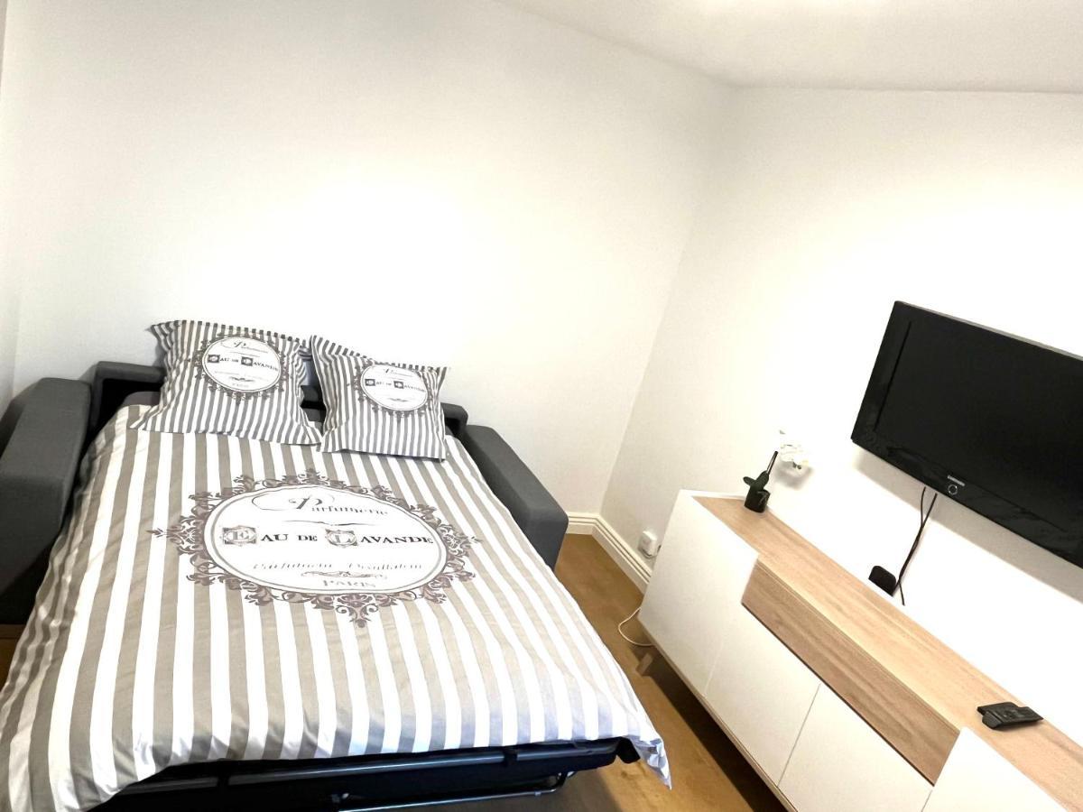 Deux Pieces Cosy A La Croisette Apartment Carrieres sous Poissy Bagian luar foto